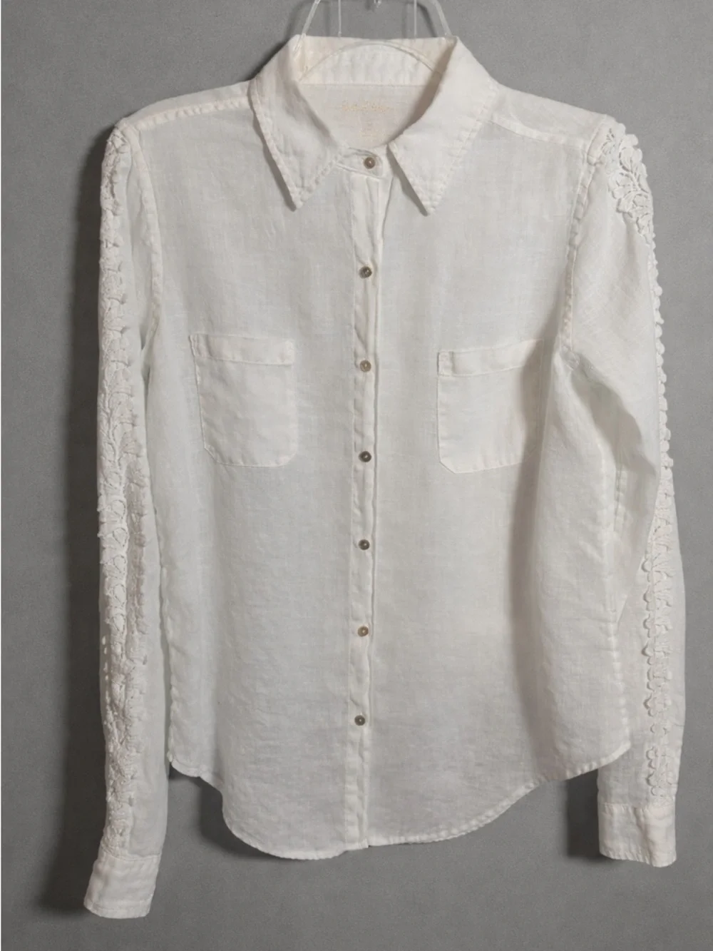 Lilly Pulitzer White 100% Linen Sea View Button Down Shirt Crochet Lace Sleeve - Picture 1 of 9